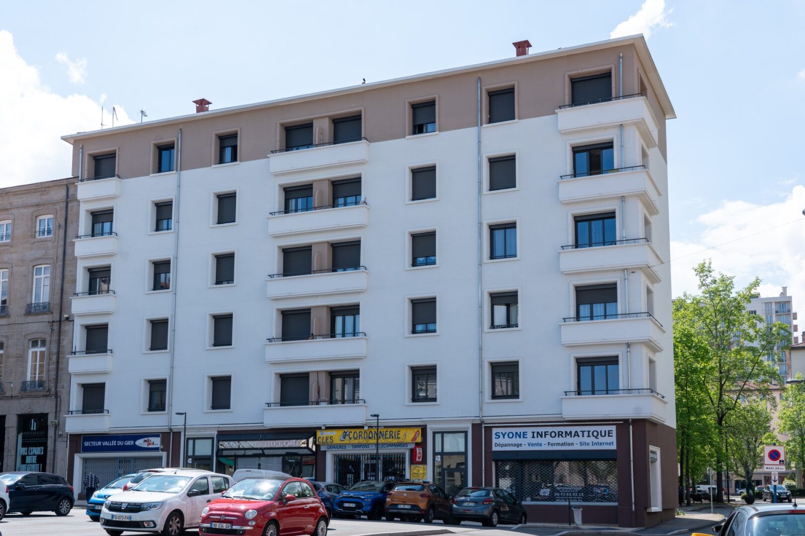 Réhabilitation de l’ensemble d’immeubles de 126 logements collectifs des «Fours Banaux»