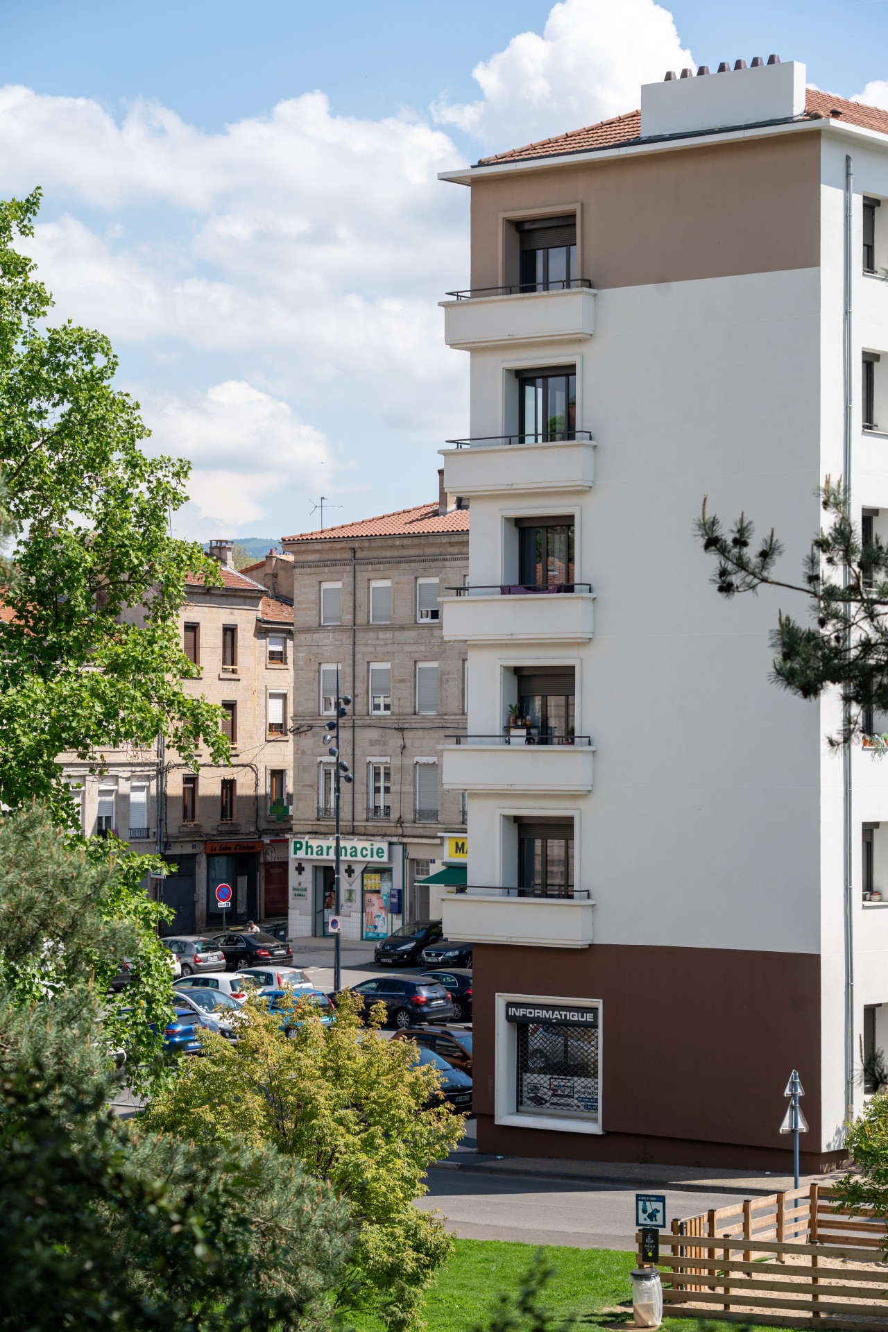 Réhabilitation de l’ensemble d’immeubles de 126 logements collectifs des «Fours Banaux»