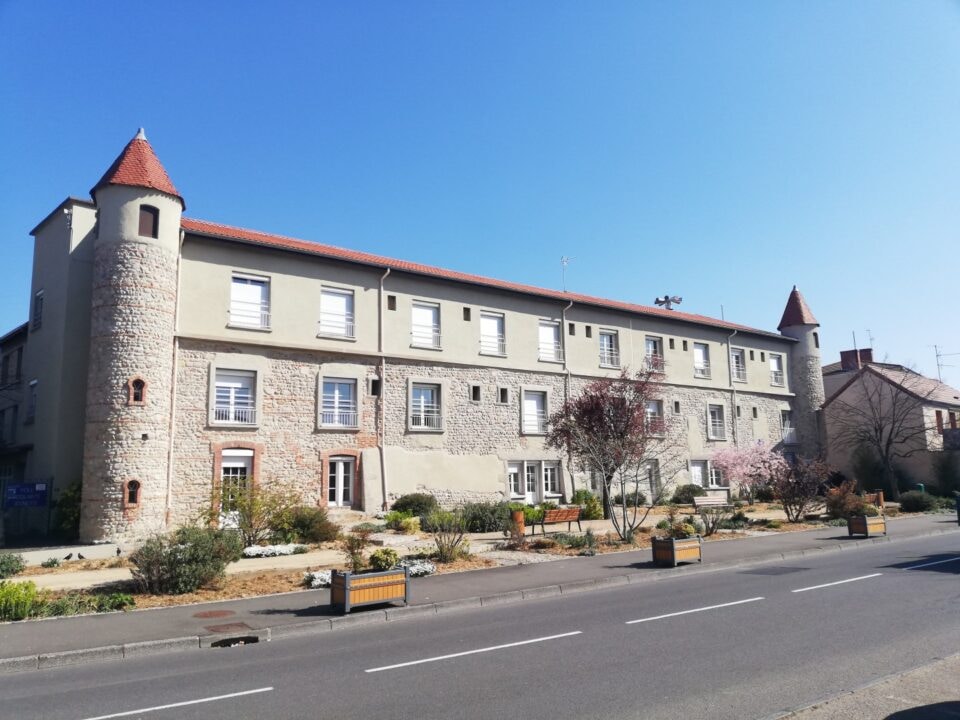 Réhabilitation de la Maison des Remparts et construction de la Mairie de St Just St Rambert